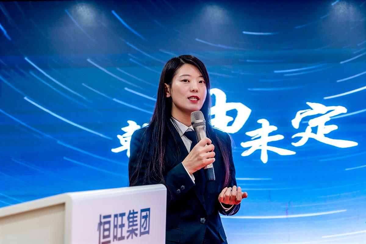 外貿(mào)部總經(jīng)理助理、鉆樁部長劉美紅